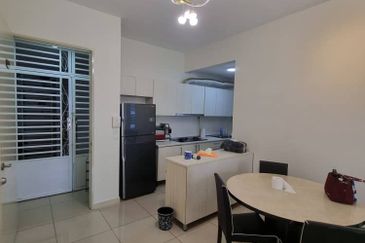 Dedaun Hijau (Greenfield Regency)