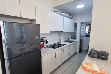 Dedaun Hijau (Greenfield Regency)