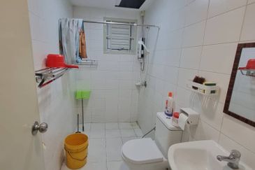 Dedaun Hijau (Greenfield Regency)