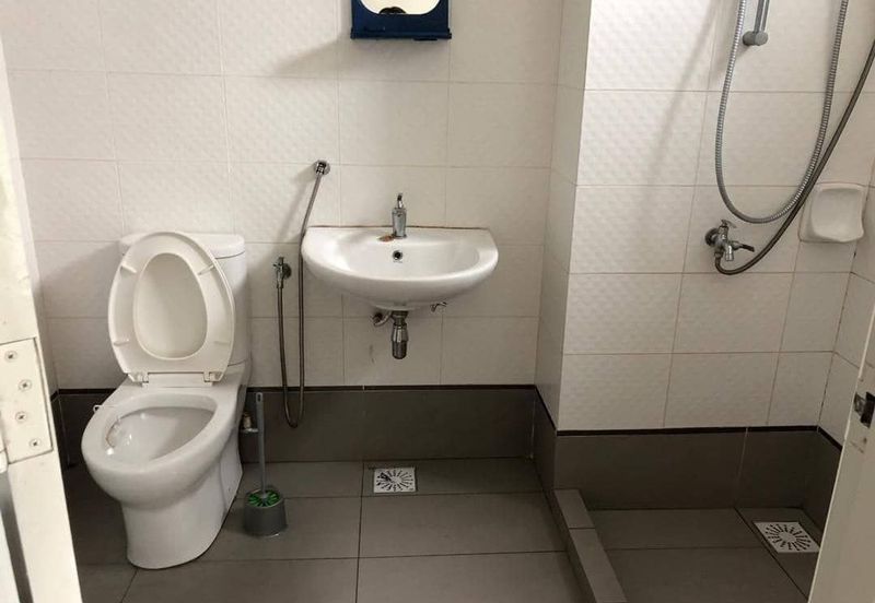 Seasons Luxury Apartments @ Amara Larkin