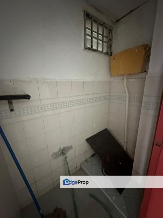Taman Bukit Tiram Puteri Wangsa Pelangi Indah Taman Gaya Ulu Tiram Double Storey Terrace House For Sale , Johor, Ulu Tiram