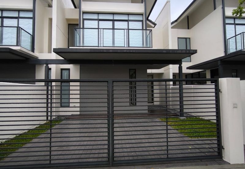 Avira Garden Terraces @ Medini