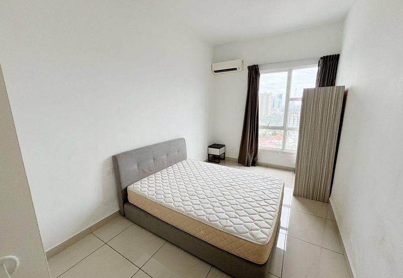 The Pinnacles (Pinnacle Tower)