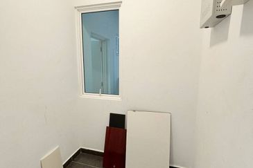 The Pinnacles (Pinnacle Tower)