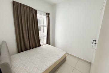 The Pinnacles (Pinnacle Tower)