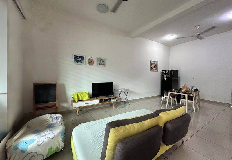 Austin Residence @Taman Mount Austin