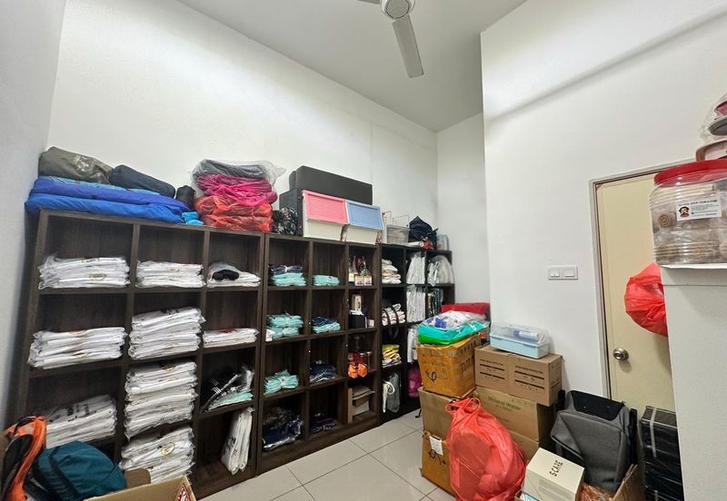 Austin Residence @Taman Mount Austin