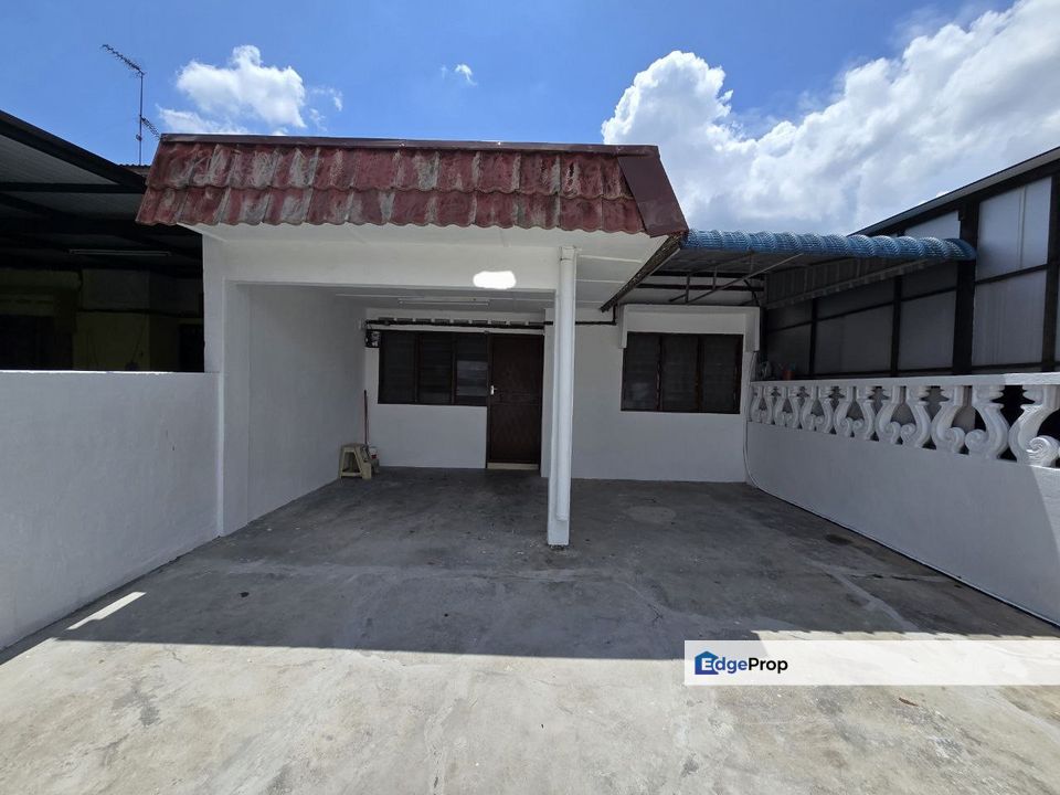 Taman Universiti Kangkar Pulai Skudai Jalan Peryiaran Mutiara Rini Single Storey Terrace House For Sale , Johor, Skudai