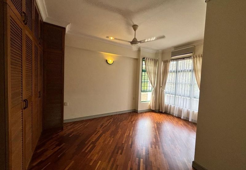 The Straits View, Bandar Baru Permas Jaya