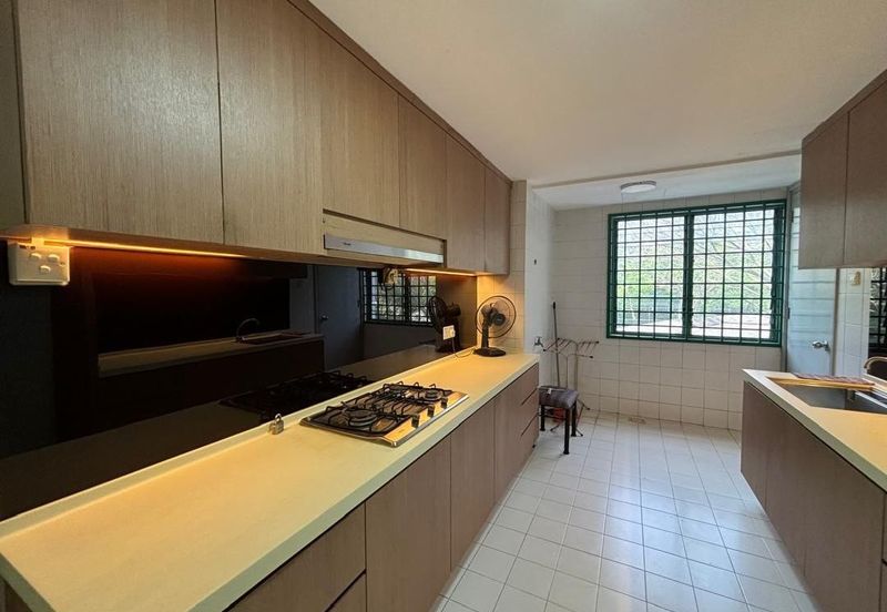 The Straits View, Bandar Baru Permas Jaya