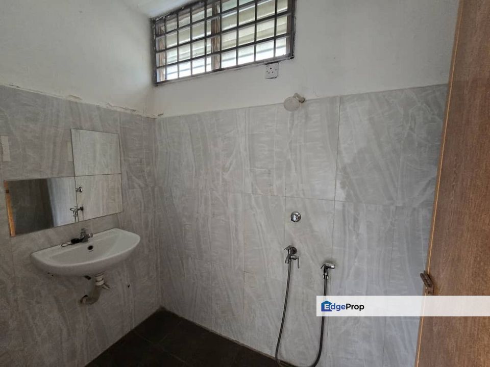 Taman Puteri Wangsa Taman Gaya Pelangi Indah Ulu Tiram Double Storey Terrace House For Sale , Johor, Ulu Tiram