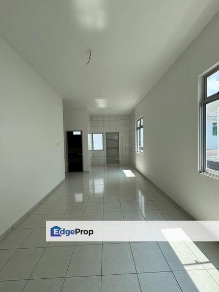 Bandar Putra Kulai IOI Piccolo Single Storey Terrace House Endlot For Sale , Johor, Kulai
