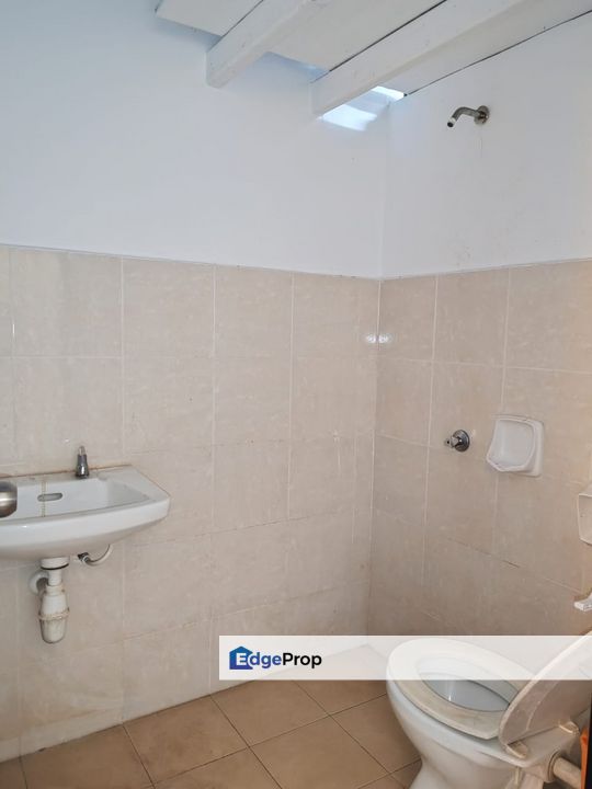 Rumah Pangsa Sri Orkid Ehsan Jaya Johor Jaya Medium Cost Flat For Sale, Johor, Johor Bahru