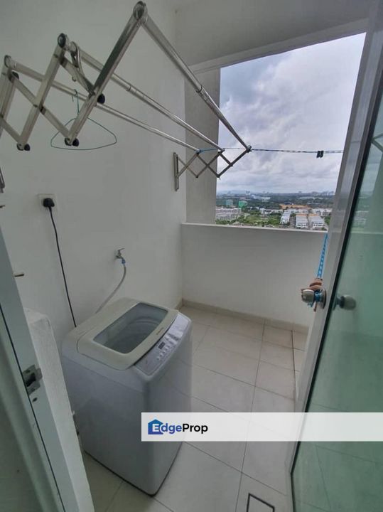 D Carlton Seaview Residence Megah Ria Masai Fully Furnished For Rent , Johor, Masai