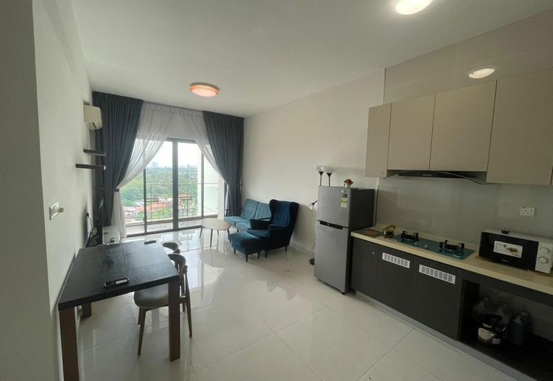 Baypoint @ Country Garden Danga Bay