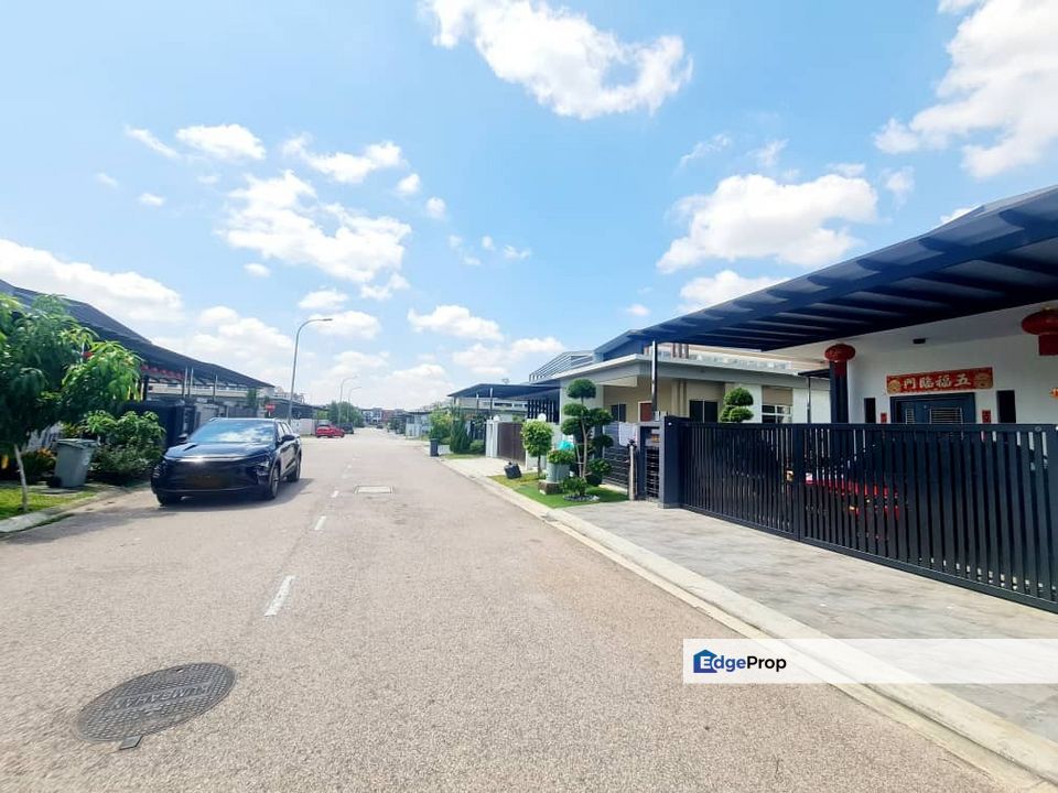 Amber Hills Kangkar Pulai Skudai Pulai Indah Pulai Mutiara Single Storey Cluster House For Sale , Johor, Kangkar Pulai