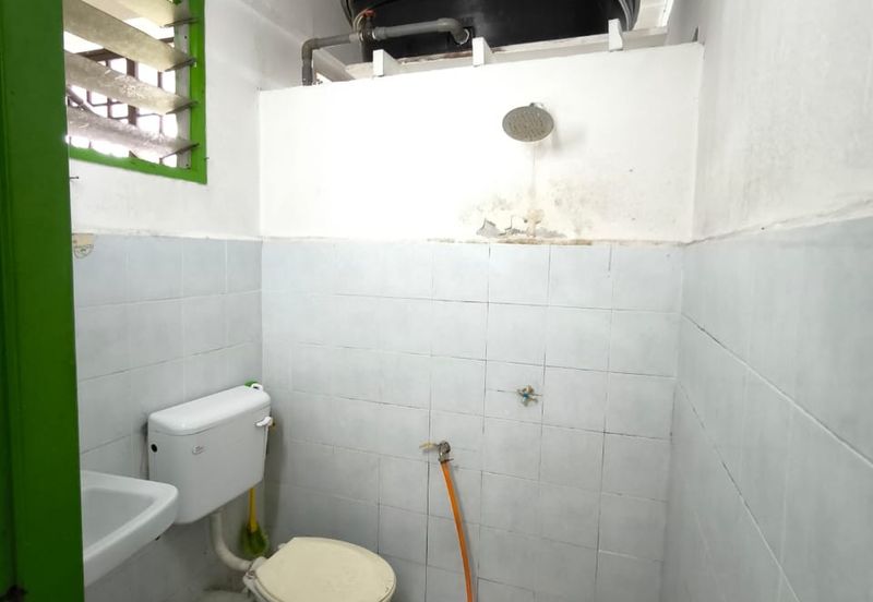 Sri Lanang Flat (Rumah Pangsa Sri Lanang)