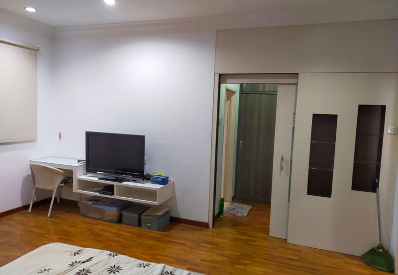 Taman Austin Heights