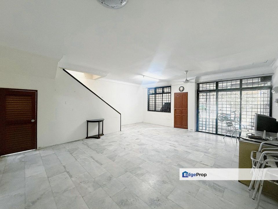 Taman Sri Putri Skudai Jalan Gangsa Double Storey Terrace House For Sale , Johor, Skudai