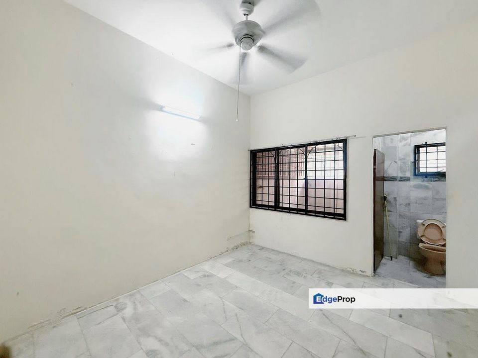 Taman Sri Putri Skudai Jalan Gangsa Double Storey Terrace House For Sale , Johor, Skudai