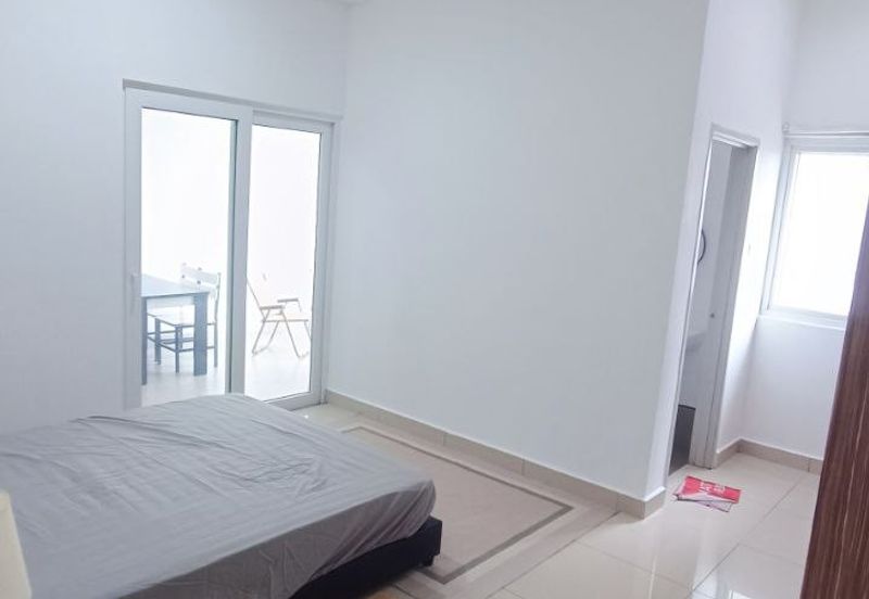 Seasons Luxury Apartments @ Amara Larkin