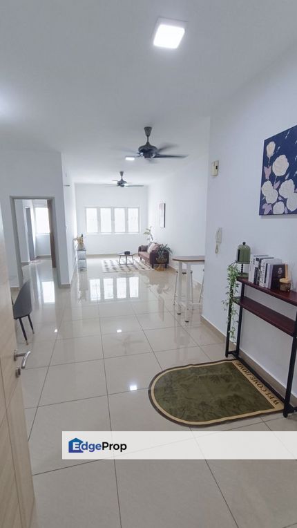 Season Luxury Apartment Larkin Suriamas Suites Bistari Impian Fully Furnished For Rent , Johor, Johor Bahru