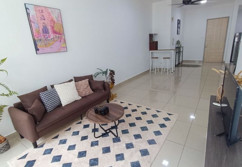 Seasons Luxury Apartments @ Amara Larkin