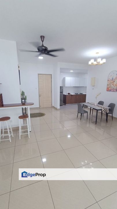 Season Luxury Apartment Larkin Suriamas Suites Bistari Impian Fully Furnished For Rent , Johor, Johor Bahru