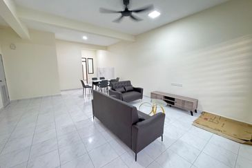 Desa Palma, Nasa City