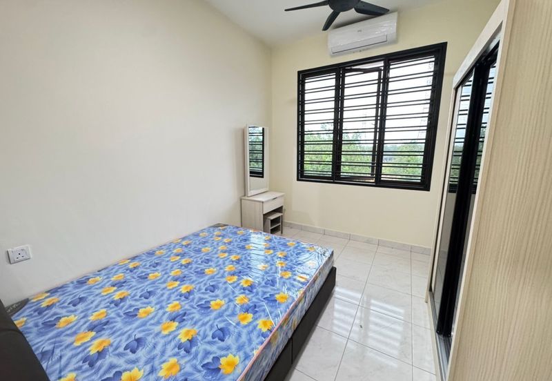 Desa Palma, Nasa City