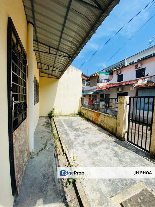 Taman Sri Putri Skudai Jalan Timah Double Storey Terrace House For Sale , Johor, Skudai
