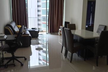 Dedaun Hijau (Greenfield Regency)