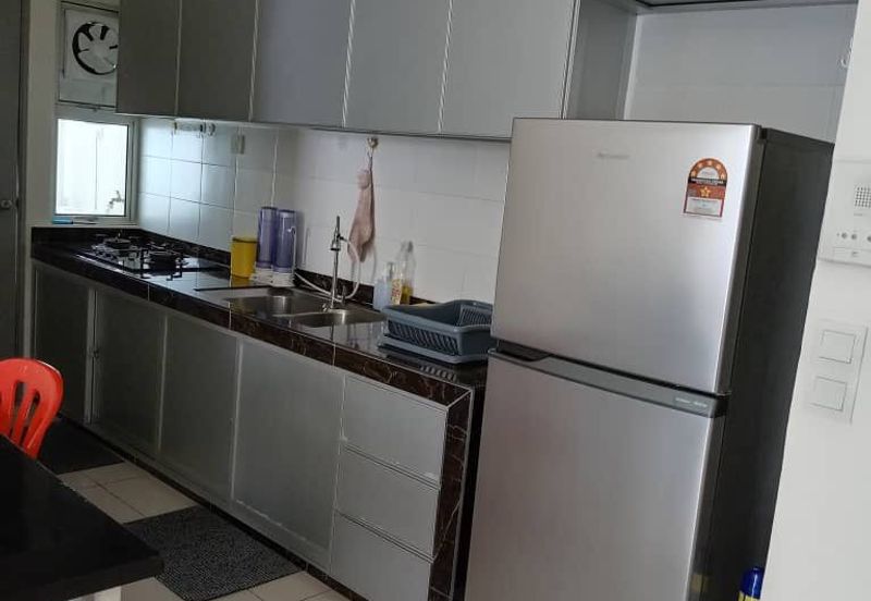 Dedaun Hijau (Greenfield Regency)