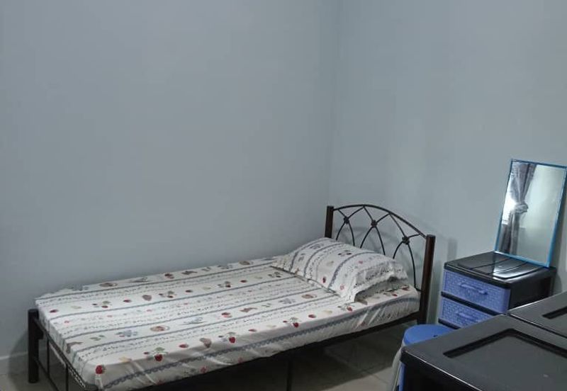 Dedaun Hijau (Greenfield Regency)