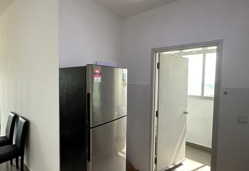 Meridin Bayvue Apartment