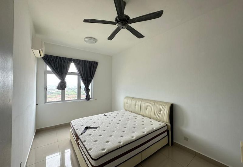 Meridin Bayvue Apartment