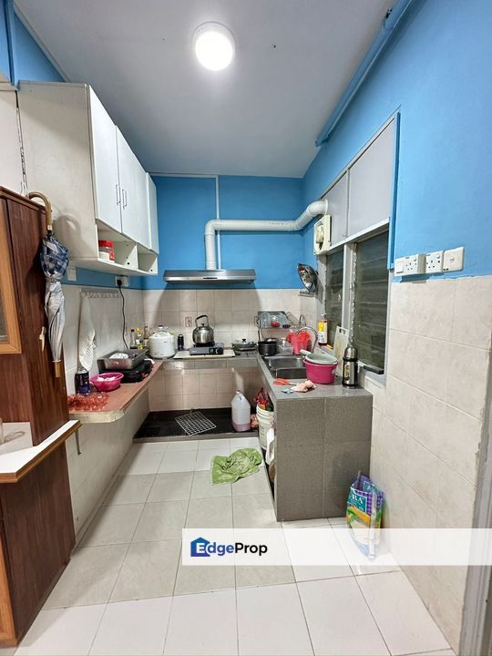 Villa Krystal Apartment Selesa Jaya Mutiara Rini Skudai Middle Floor For Sale , Johor, Skudai