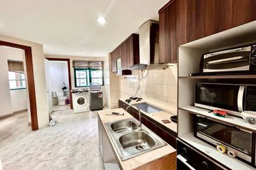 The Straits View, Bandar Baru Permas Jaya