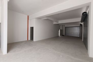 Summit Commercial Hub