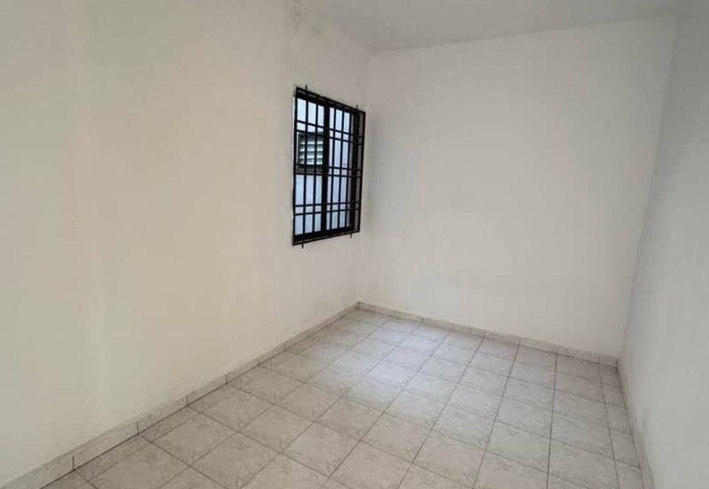 Flat Tasek 64, Bandar Baru Seri Alam