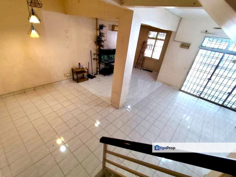 Bandar Putra Kulai IOI Jalan Enggang Double Storey Terrace House For Sale , Pahang, Kuantan