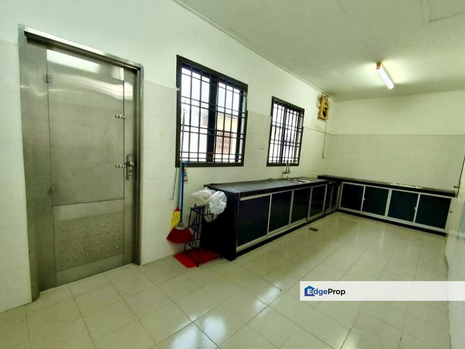 Bandar Putra Kulai IOI Jalan Enggang Double Storey Terrace House For Sale , Pahang, Kuantan