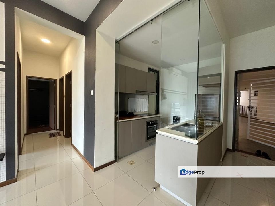 Crescent Bay Suites Bayu Puteri Permas Jaya Fully Furnished For Rent , Johor, Johor Bahru