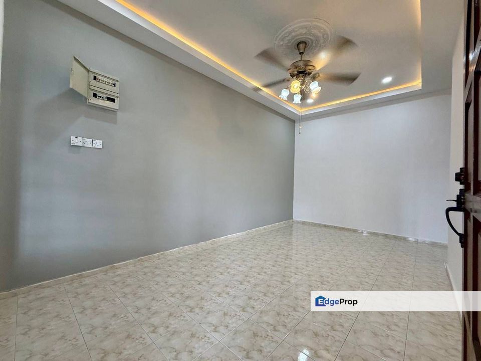 Taman Universiti Skudai Kangkar Pulai Jalan Kebudayaan Single Storey Terrace House For Sale , Johor, Skudai