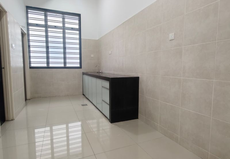 Austin Residence @Taman Mount Austin