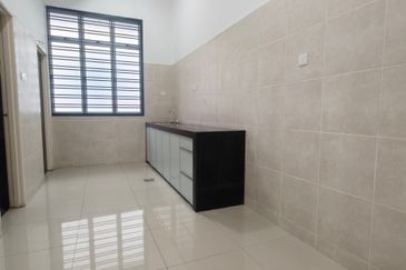 Austin Residence @Taman Mount Austin