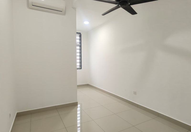 Austin Residence @Taman Mount Austin