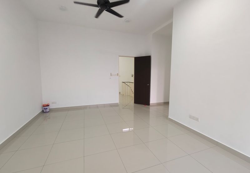 Austin Residence @Taman Mount Austin