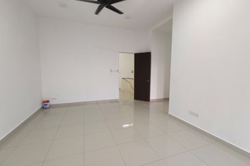 Austin Residence @Taman Mount Austin