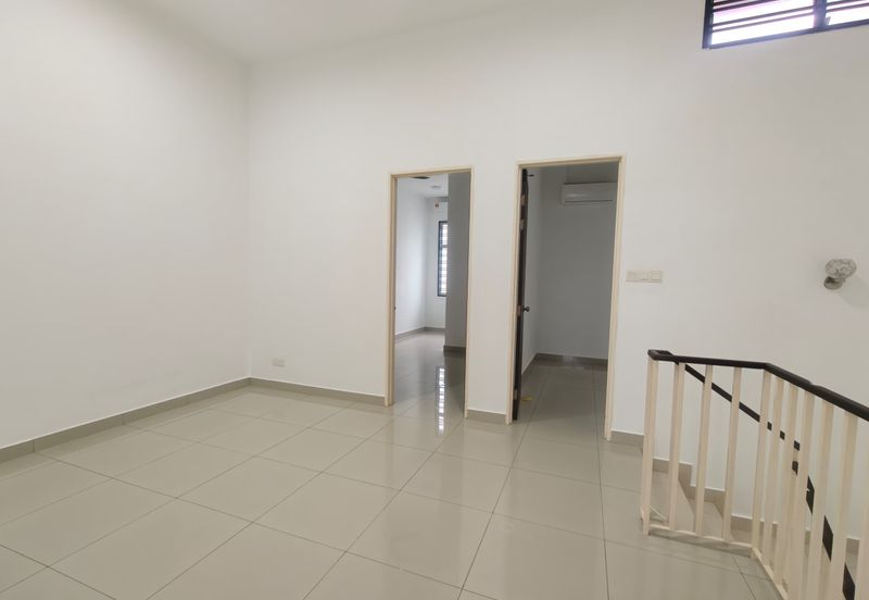 Austin Residence @Taman Mount Austin